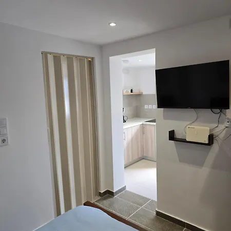 Silia's House Near The بيت للعطل