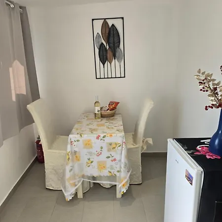 بيت للعطل Silia's House Near The